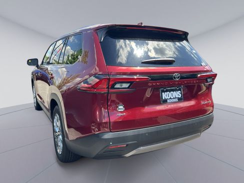 New 2026 Toyota Grand Highlander AWD image 2