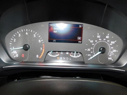 Used 2022 Ford Escape SE w/ SE Sport Appearance Package image 31