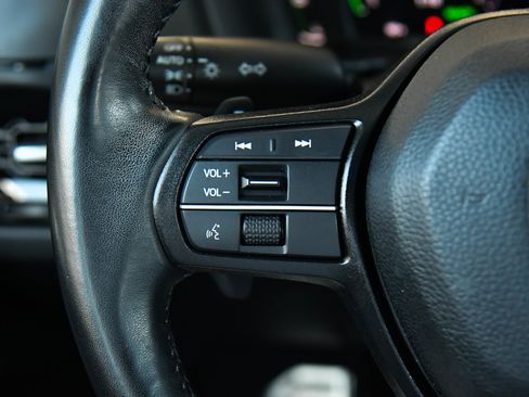 Used 2025 Honda Accord Sport image 33