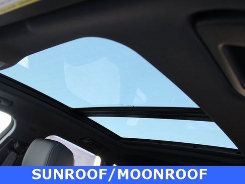 New 2025 Audi Q3 2.0T Premium image 6