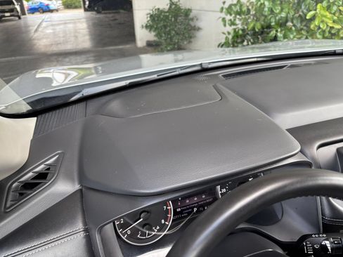 Used 2025 Nissan Rogue SV FWD image 31