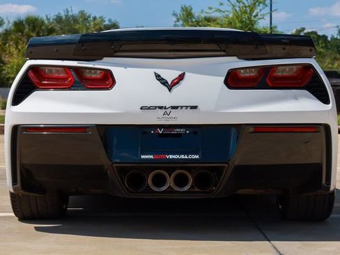 Used 2015 Chevrolet Corvette Stingray Coupe w/ 2LT Preferred Equipment Group RWD image 10