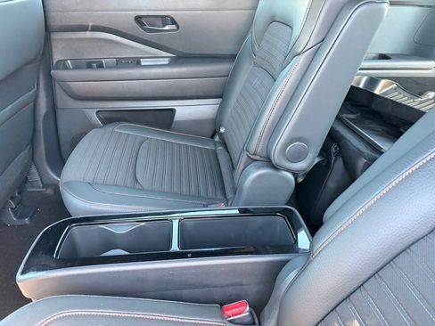 Certified 2025 Nissan Pathfinder Rock Creek AWD/4WD image 15