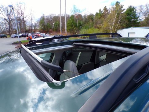Certified 2024 Subaru Forester Premium AWD/4WD image 3
