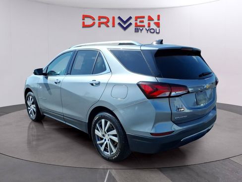 Used 2023 Chevrolet Equinox Premier AWD/4WD image 3