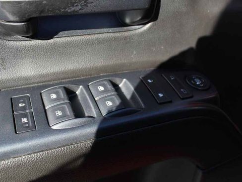 Used 2014 GMC Sierra 1500 w/ Sierra Appearance Package image 10