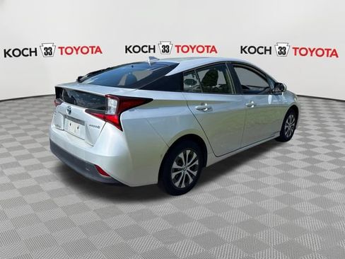 Used 2019 Toyota Prius LE AWD/4WD image 8