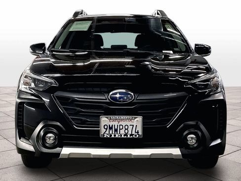 Used 2025 Subaru Outback Limited AWD/4WD image 3