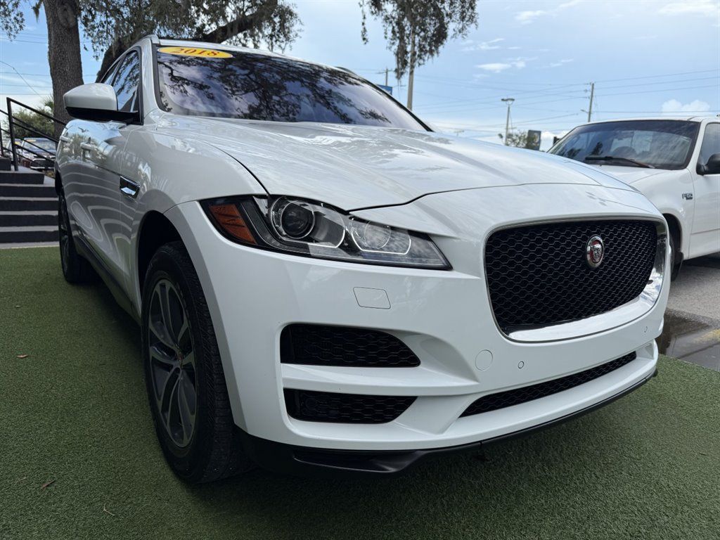 Used 2018 Jaguar F-PACE Premium AWD/4WD image 3
