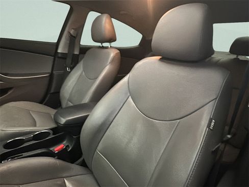 Used 2013 Hyundai Elantra Limited w/ Technology Pkg image 9