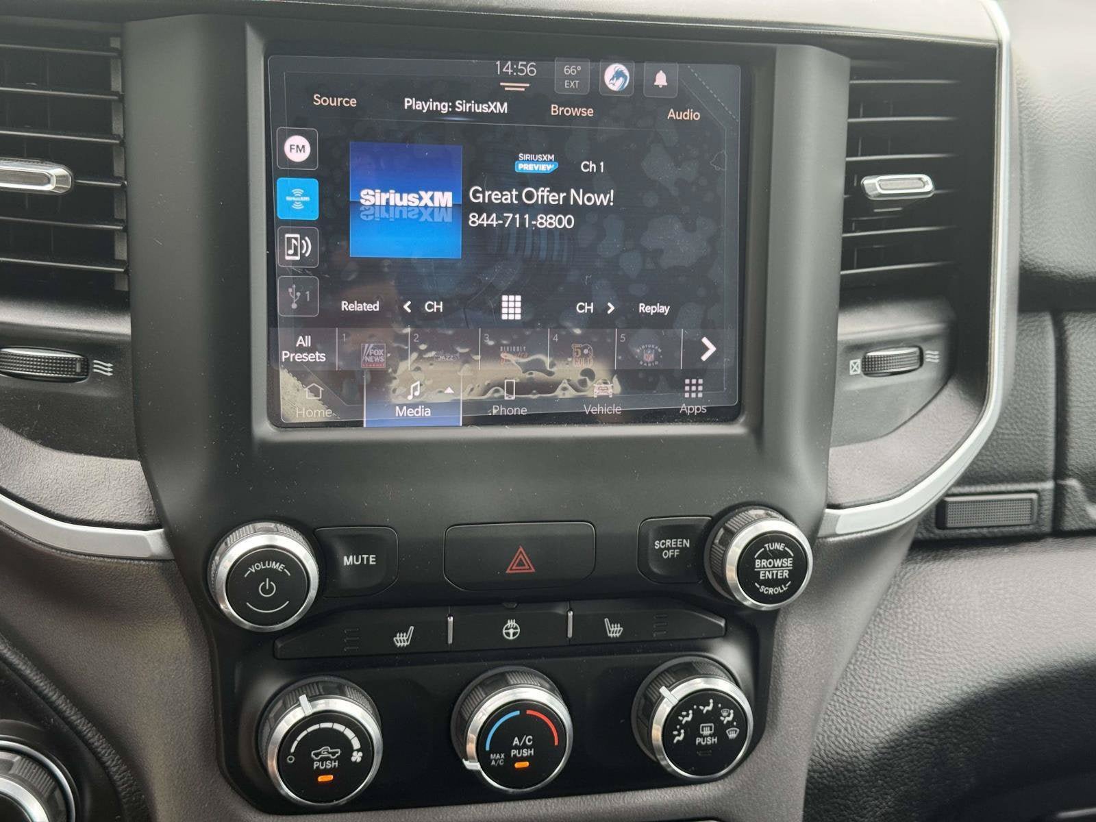 Used 2023 RAM 1500 Big Horn AWD/4WD image 28