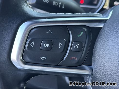 Used 2021 Jeep Gladiator Overland image 29