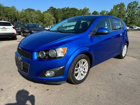 Used 2016 Chevrolet Sonic LT w/ Wheels and Fog Lamp Package FWD image 1