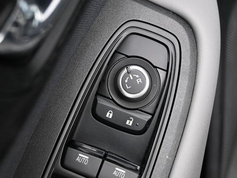 Used 2023 Subaru Outback Premium image 12