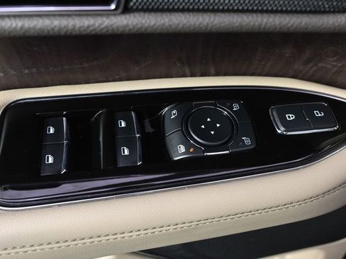 Used 2023 Lincoln Navigator Reserve w/ Monochromatic Package image 24