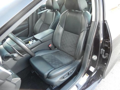 Used 2016 Nissan Maxima SR image 29