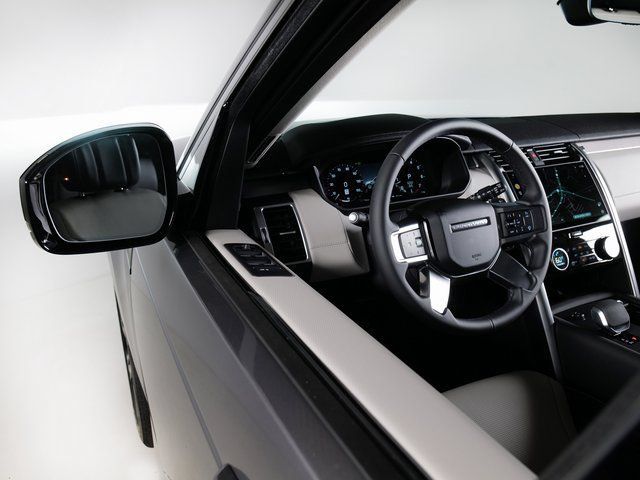New 2026 Land Rover Discovery Dynamic SE AWD/4WD image 25