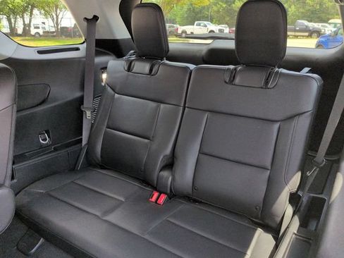 Certified 2023 Ford Explorer XLT w/ Equipment Group 202A RWD image 16
