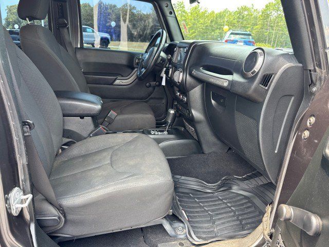 Used 2017 Jeep Wrangler Unlimited Sport w/ Max Tow Package AWD/4WD image 7