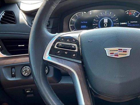 Used 2019 Cadillac Escalade Premium Luxury AWD/4WD image 20