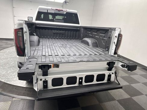 Certified 2026 GMC Sierra 2500 AT4X AWD/4WD image 36