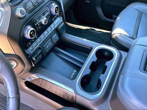 Used 2021 GMC Sierra 1500 Denali w/ Driver Alert Package II image 18