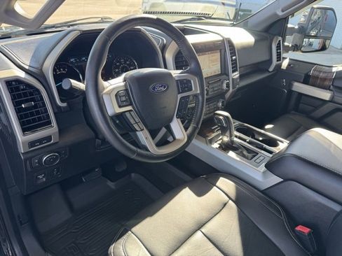 Used 2018 Ford F150 Lariat w/ Equipment Group 502A Luxury image 37