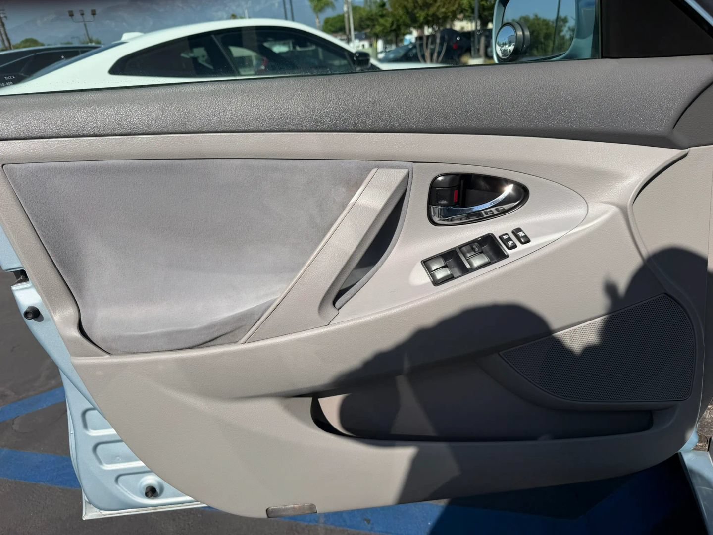 Used 2007 Toyota Camry LE FWD image 9