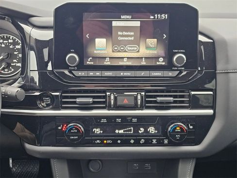 New 2025 Nissan Pathfinder SV w/ SV Premium Package image 13