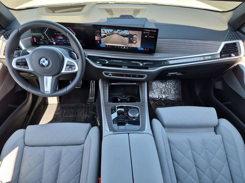 Used 2026 BMW X5 xDrive40i w/ M Sport Package AWD/4WD image 29