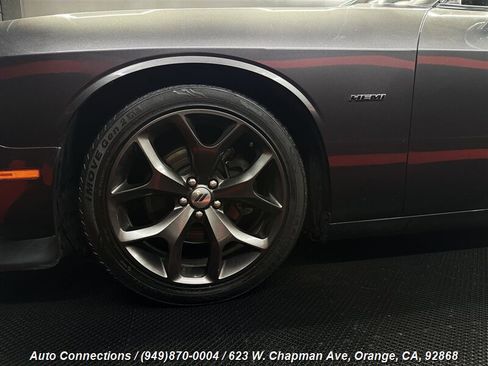 Used 2019 Dodge Challenger R/T image 29