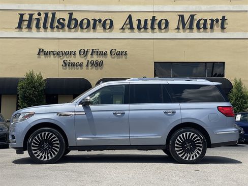 Used 2018 Lincoln Navigator Black Label w/ Cargo Package AWD/4WD image 3