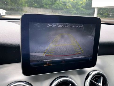Certified 2019 Mercedes-Benz GLA 250 4MATIC image 17