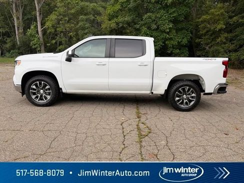 Used 2023 Chevrolet Silverado 1500 LT AWD/4WD image 11