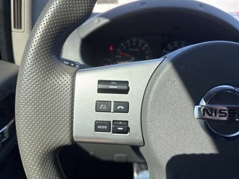 Used 2021 Nissan Frontier SV w/ Midnight Edition Floor Mats AWD/4WD image 25