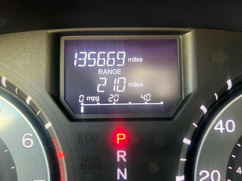 Used 2014 Honda Odyssey LX image 13