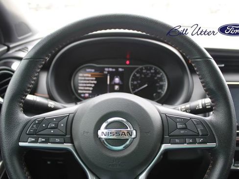 Used 2020 Nissan Kicks SR FWD image 22