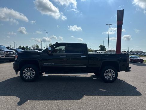 Used 2017 GMC Sierra 3500 Denali w/ Duramax Plus Package AWD/4WD image 2