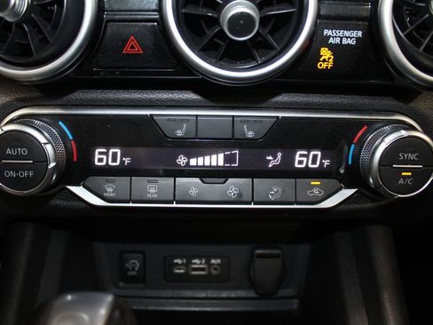 Used 2024 Nissan Sentra SR image 46