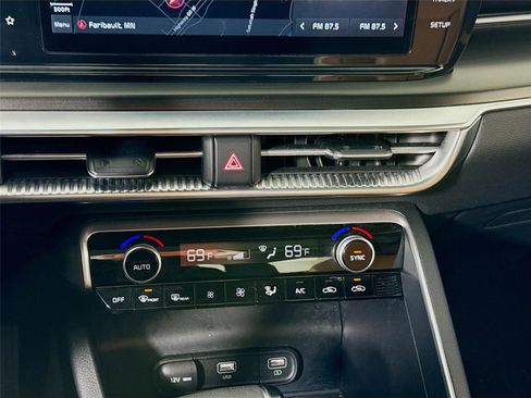 Used 2022 Kia K5 GT image 10