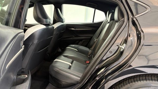 Used 2025 Toyota Camry SE FWD image 15