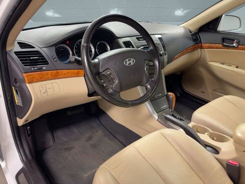 Used 2010 Hyundai Sonata Limited image 4