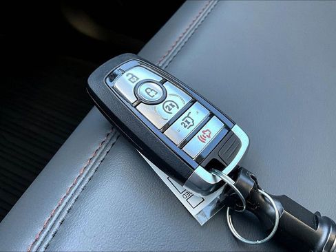 New 2026 Ford Explorer Active w/ Active Comfort Package image 36