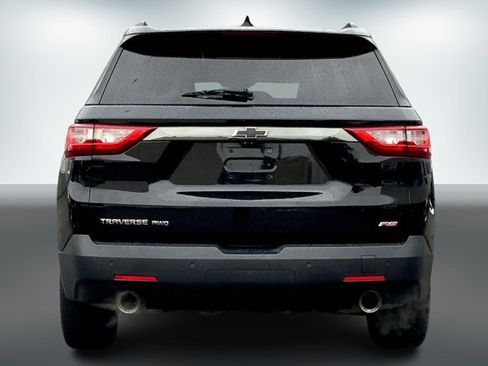 Used 2020 Chevrolet Traverse RS image 3