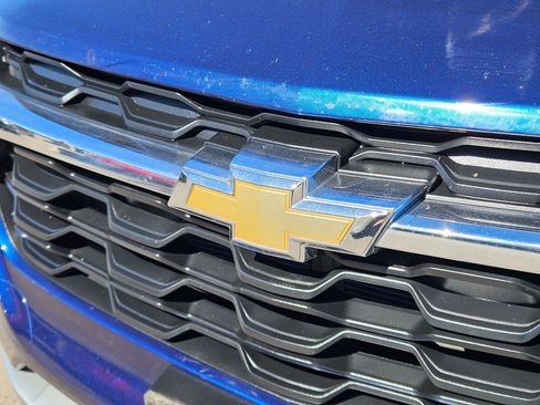 Used 2024 Chevrolet Trax LT w/ Driver Confidence Package image 10