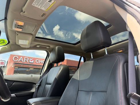 Used 2013 Ford Edge Limited FWD image 9