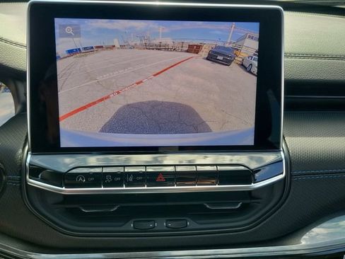 New 2026 Jeep Compass Latitude image 25