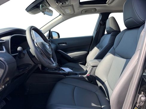 Used 2026 Toyota Corolla Cross XLE w/ Convenience Package image 10