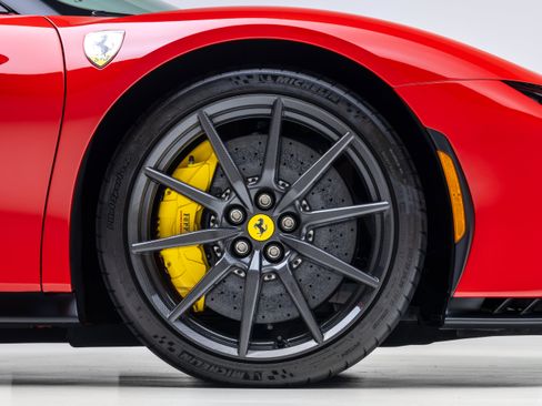Certified 2025 Ferrari SF90 Spider AWD/4WD image 17