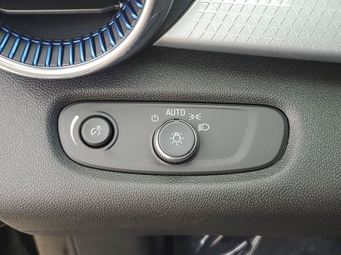 New 2026 Chevrolet Trax LT image 22